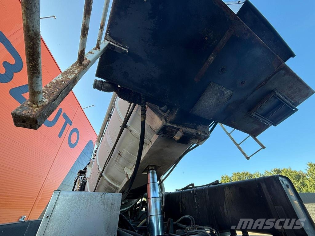 Volvo FM 300 6x6 WASTE 4 + CLEAN WATER 8 m3 / VACUUM Hib Camiones aspiradores/combi