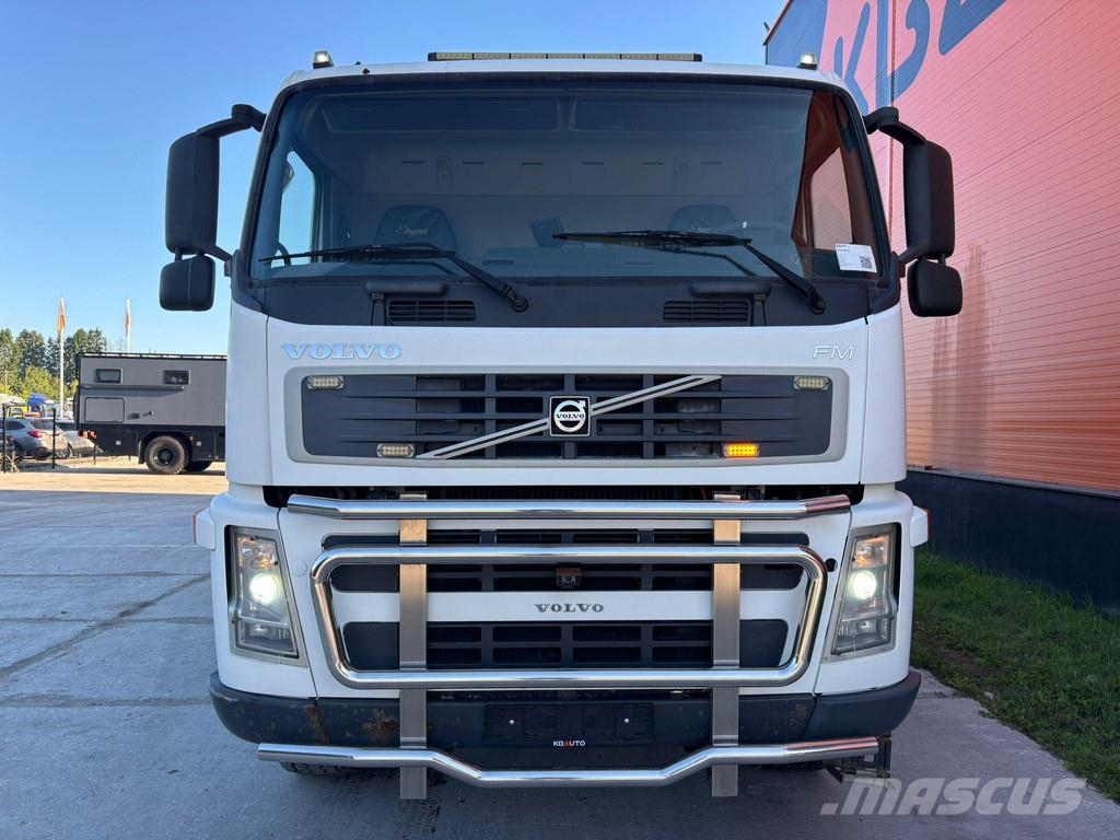 Volvo FM 300 6x6 WASTE 4 + CLEAN WATER 8 m3 / VACUUM Hib Camiones aspiradores/combi
