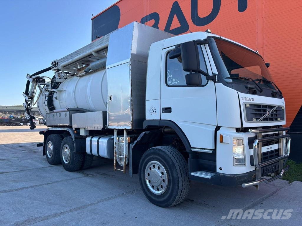 Volvo FM 300 6x6 WASTE 4 + CLEAN WATER 8 m3 / VACUUM Hib Camiones aspiradores/combi