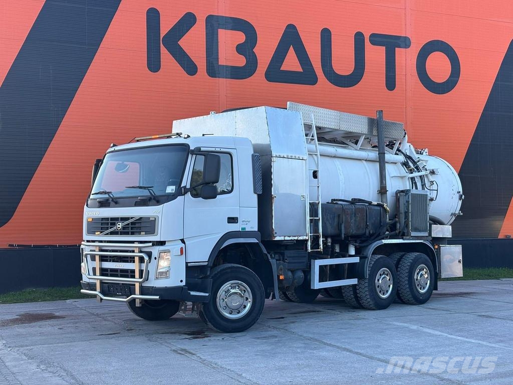 Volvo FM 300 6x6 WASTE 4 + CLEAN WATER 8 m3 / VACUUM Hib Camiones aspiradores/combi