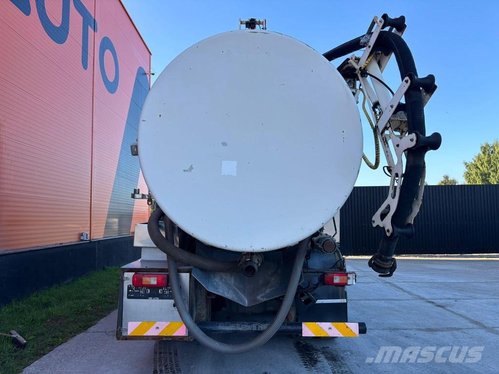 Volvo FM 300 6x6 WASTE 4 + CLEAN WATER 8 m3 / VACUUM Hib Camiones aspiradores/combi