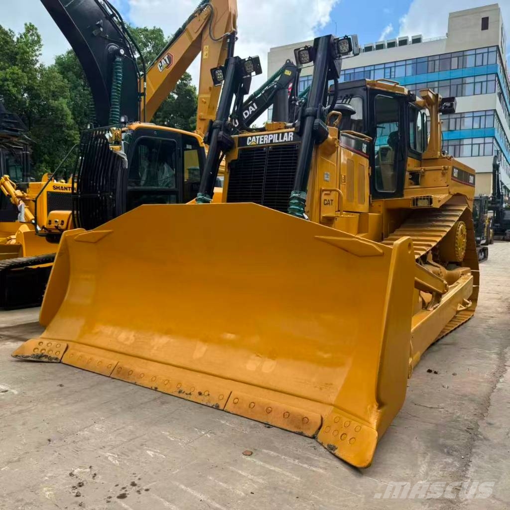 CAT D8R Kāpurķēžu buldozeri