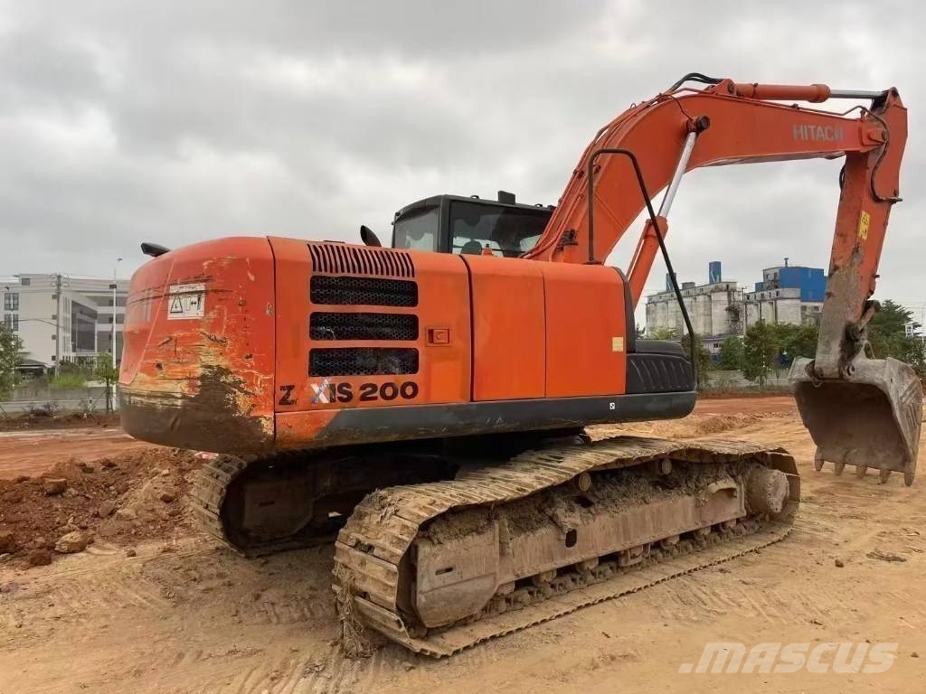 Hitachi ZX 200 Αμφίβιοι εκσκαφείς