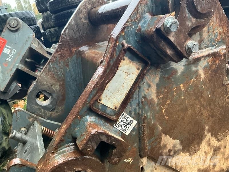 WBM SW48 LF 650mm 0,45m3 / 9 جرافات عكسية