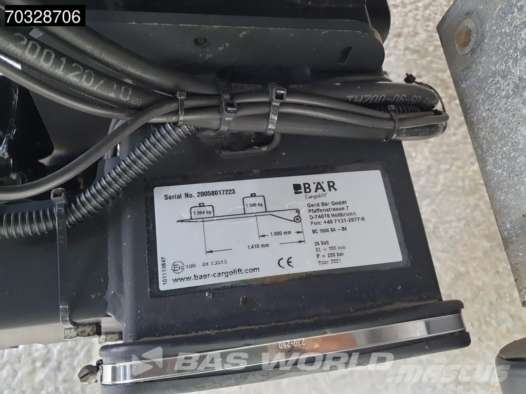 Mercedes-Benz Atego 1624 4X2 16t 6-Cylinder Engine 1500kg Tailga Camiones de caja de lona