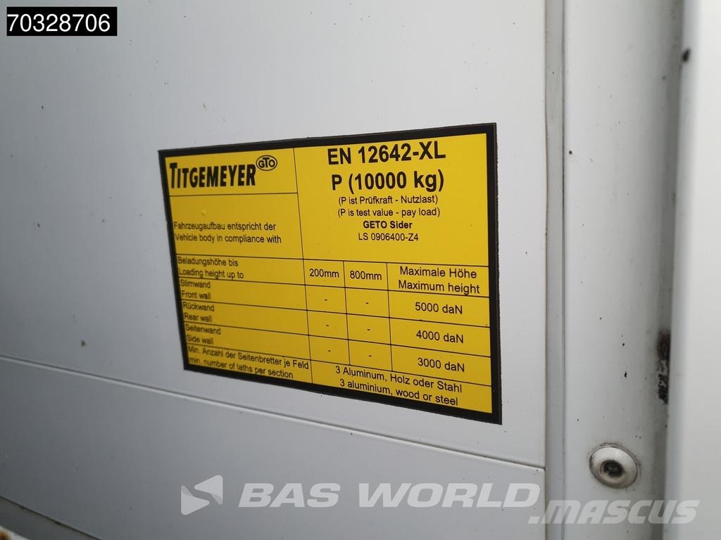 Mercedes-Benz Atego 1624 4X2 16t 6-Cylinder Engine 1500kg Tailga Camiones de caja de lona