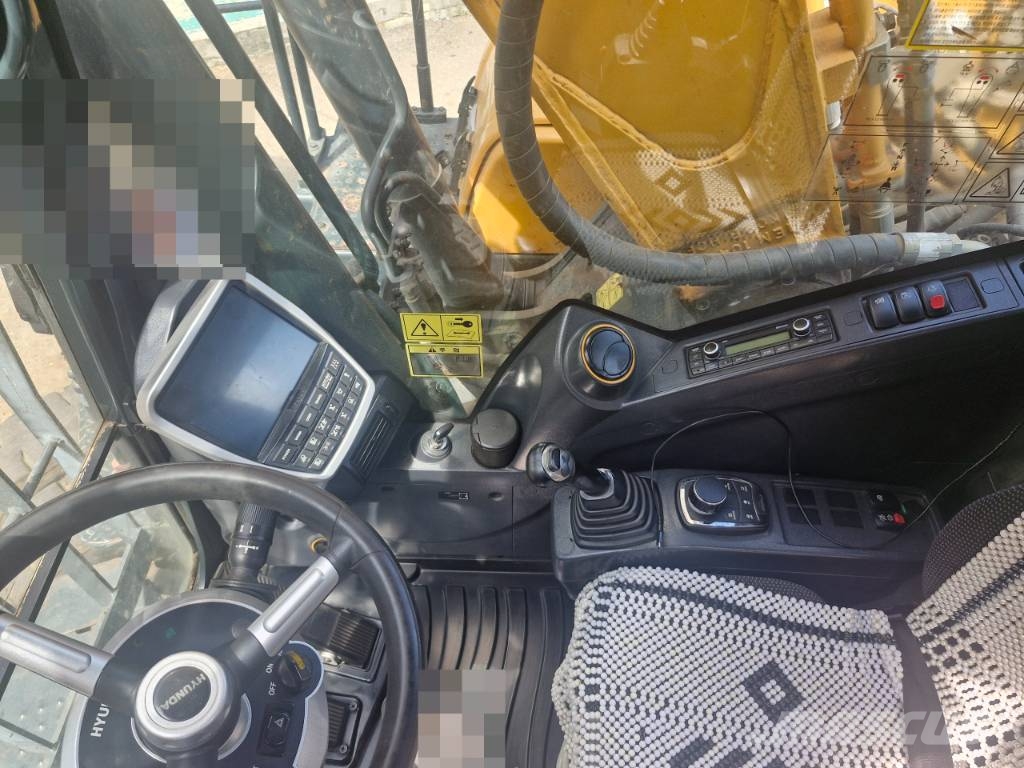 Hyundai HW 210 A ホイール式油圧ショベル(パワーショベル・ユンボ・バックホー)