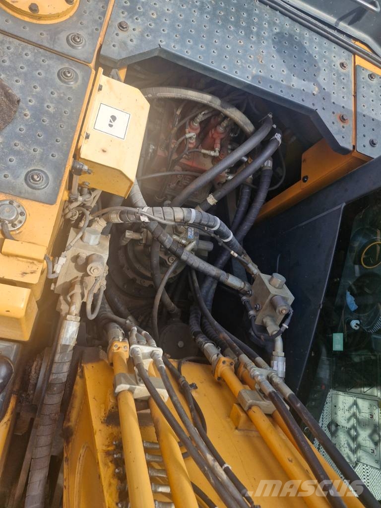 Hyundai HW 210 A ホイール式油圧ショベル(パワーショベル・ユンボ・バックホー)