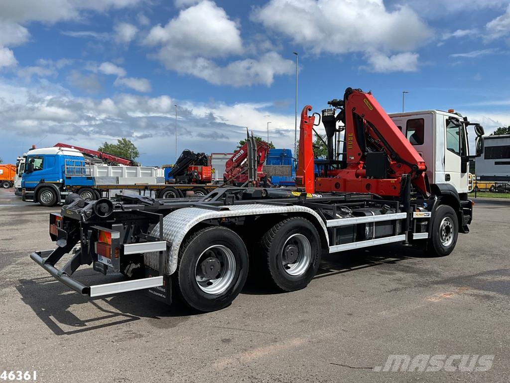 Iveco Trakker AD380T41 6x4 Palfinger 16 Tonmeter laadkra Camiones elevadores de gancho