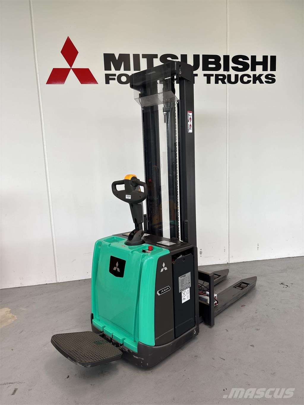 Mitsubishi SBV16P Samopogonski ročni viličarji