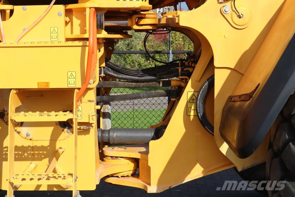 Volvo L220H | NEW TIRES L5 | CDC | BSS | QUICK COUPLER Wielladers