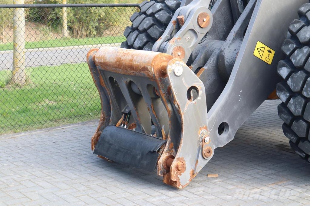 Volvo L220H | NEW TIRES L5 | CDC | BSS | QUICK COUPLER Wielladers