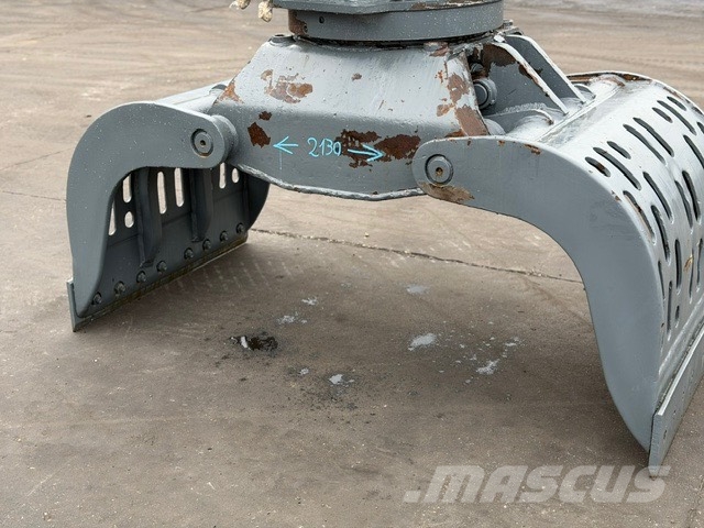 Liebherr R 924 C/ 2200 KG Pašgrābji