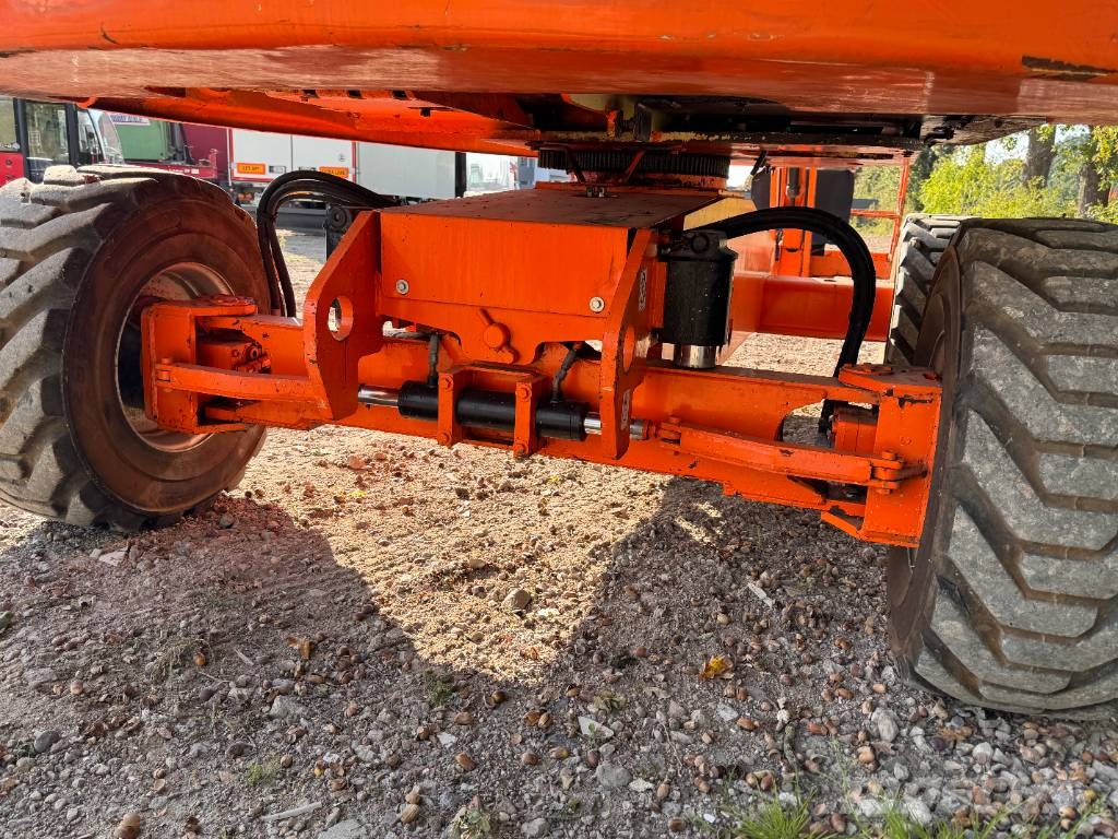 JLG 460 SJ Teleskopiskie pacēlāji
