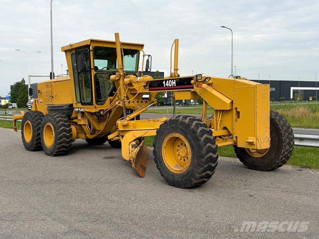 CAT 140H Грейдери