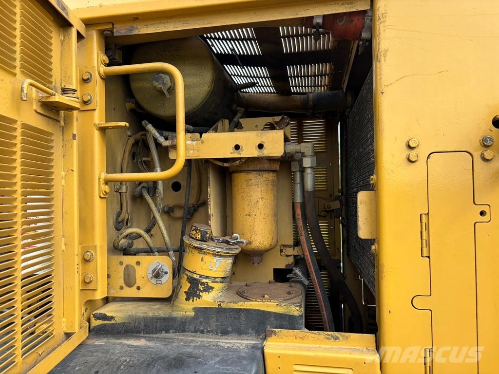 CAT 140H Грейдери