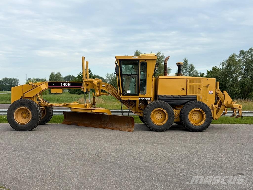 CAT 140H Грейдери