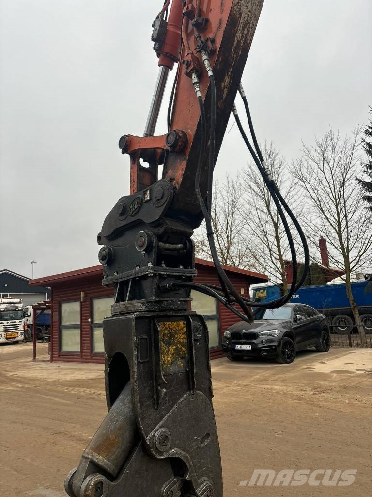 Hitachi ZX140 W-3 حفارات بعجل