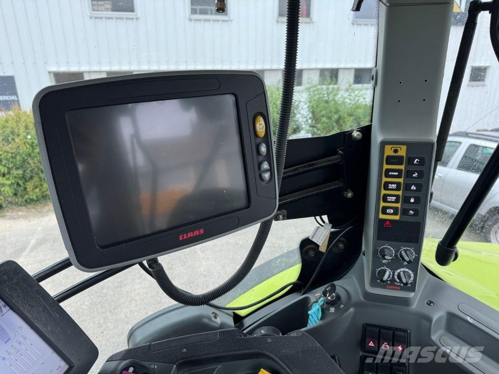 CLAAS AXION 810 CEBIS Tracteur