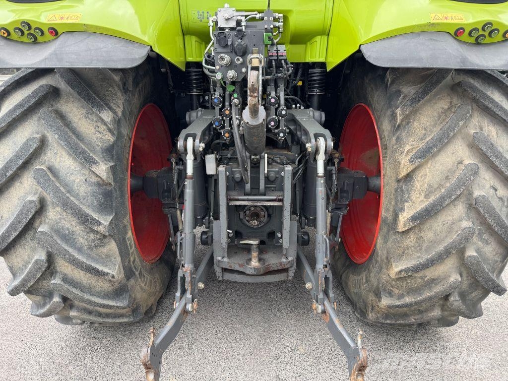 CLAAS AXION 810 CEBIS Traktorid