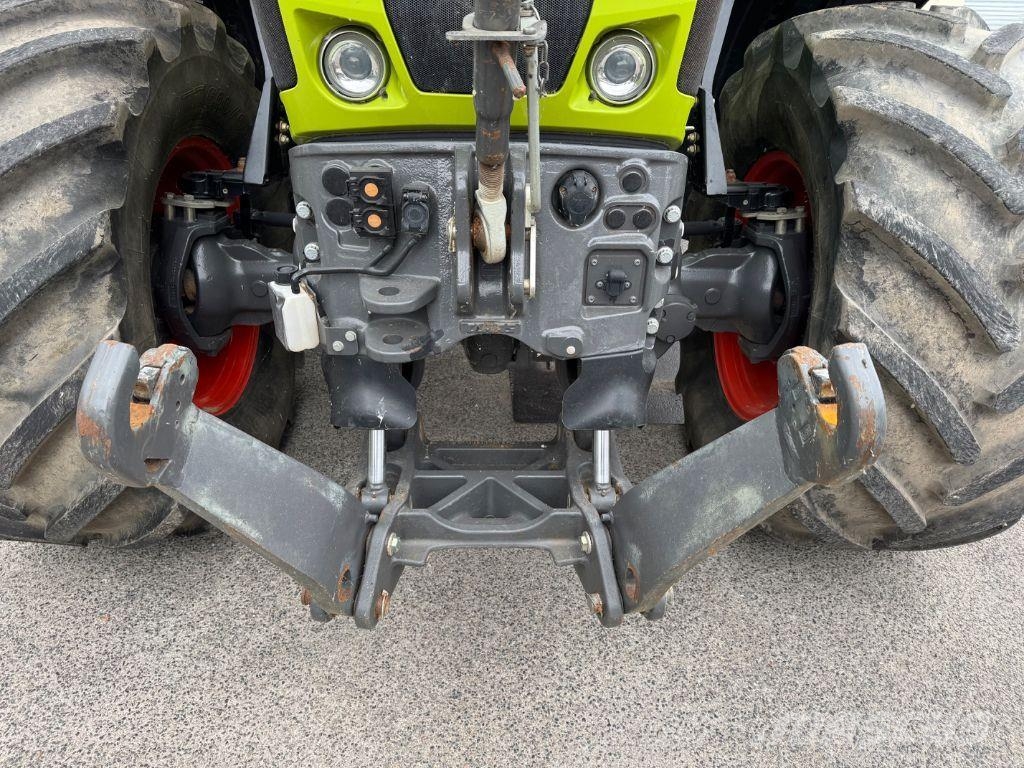 CLAAS AXION 810 CEBIS Traktorid