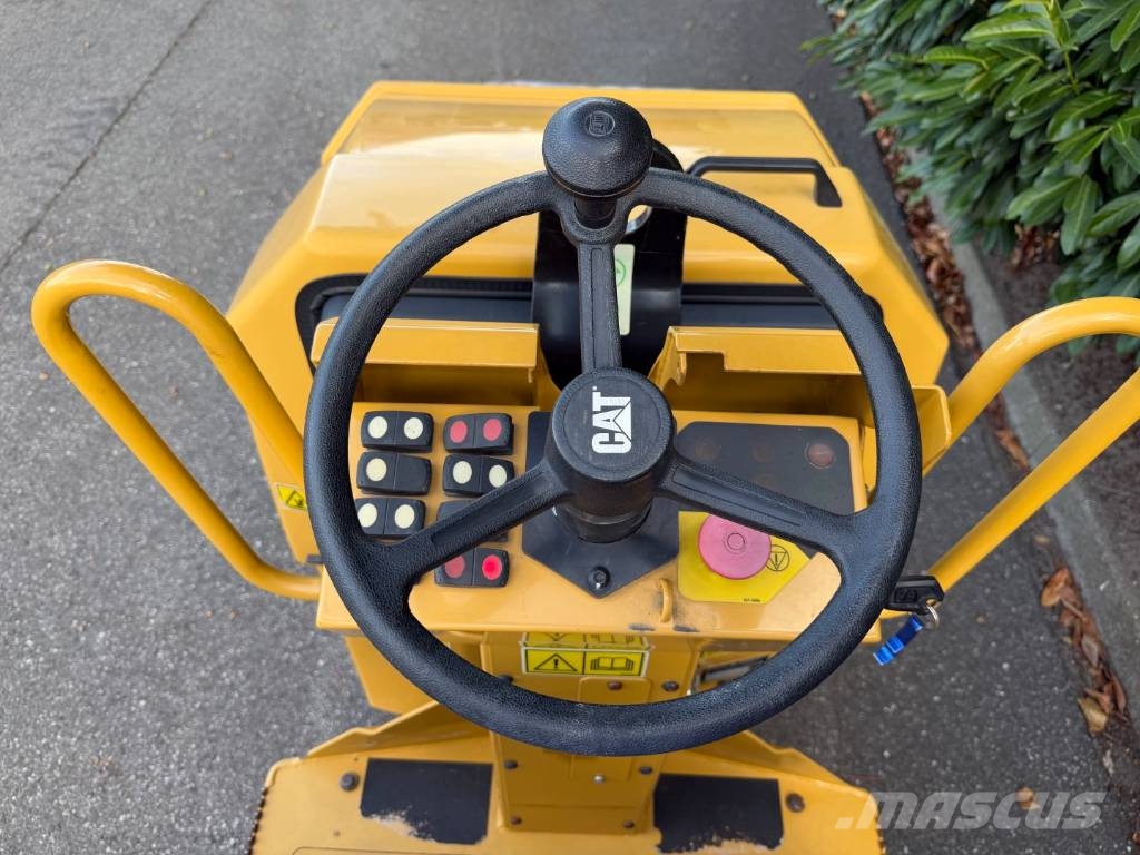 CAT CB 1.7 Tandemwalzen