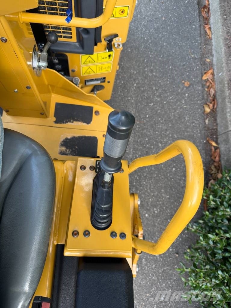 CAT CB 1.7 Tandemwalzen