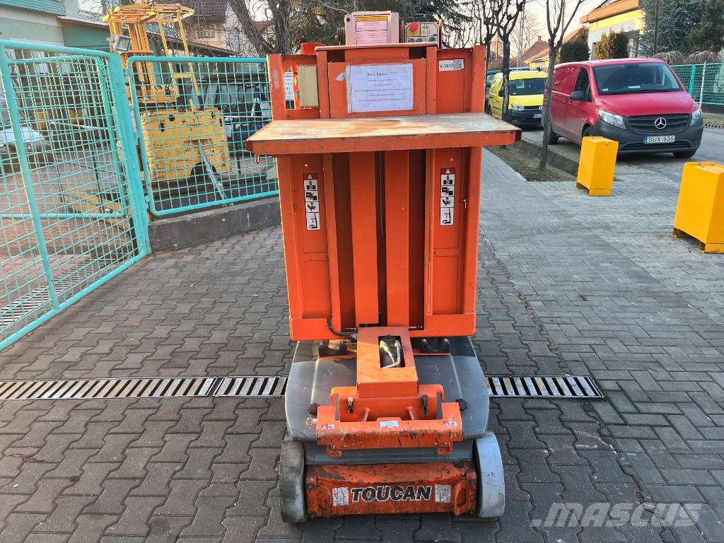 JLG TOCUAN DUO V-3813 EO Вертикальні щоглові підйомники