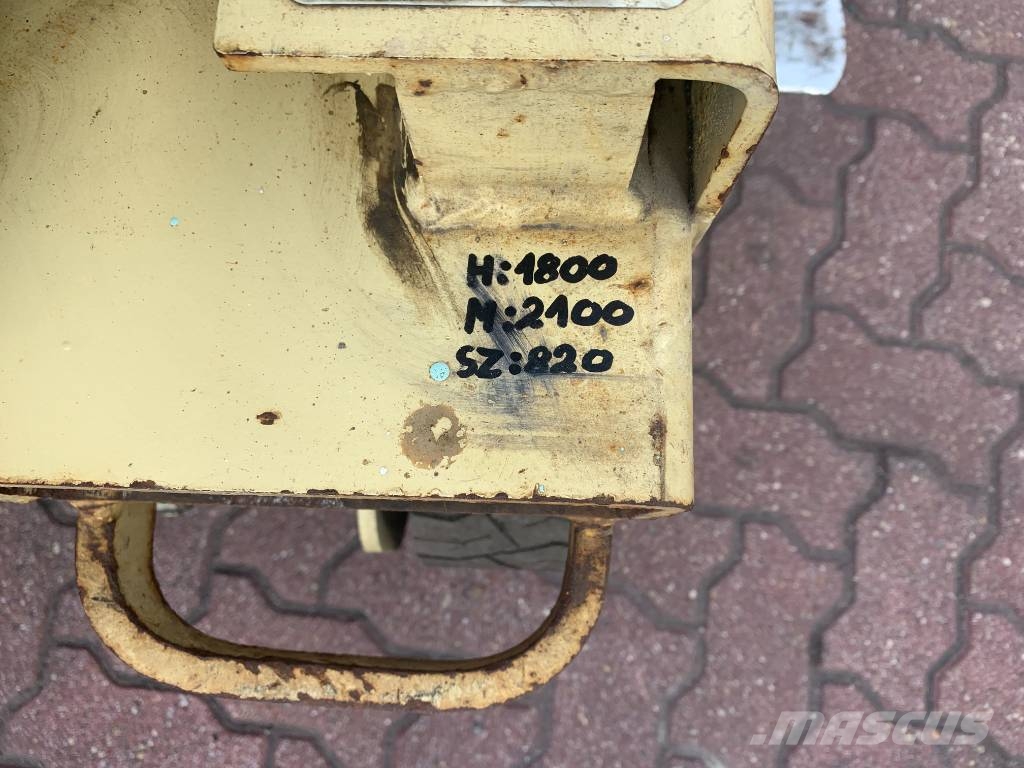 JLG 1932E2 V-2782 ONLY FOR EXPORT EO Vertikálne stĺpové výťahy