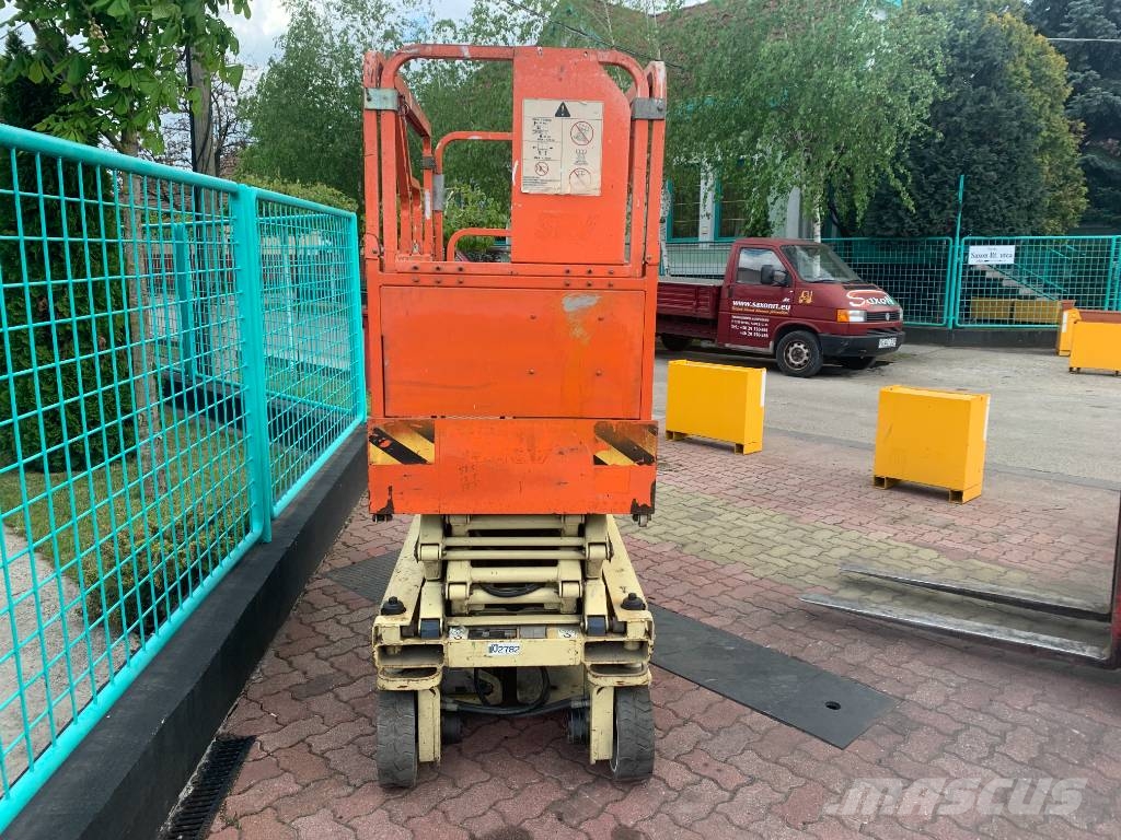 JLG 1932E2 V-2782 ONLY FOR EXPORT EO Vertikálne stĺpové výťahy