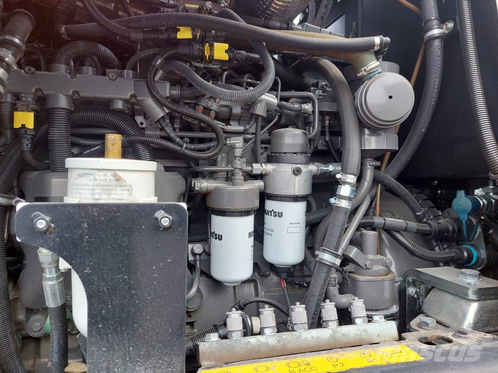 Komatsu 931.2 Θεριζοαλωνιστικές μηχανές