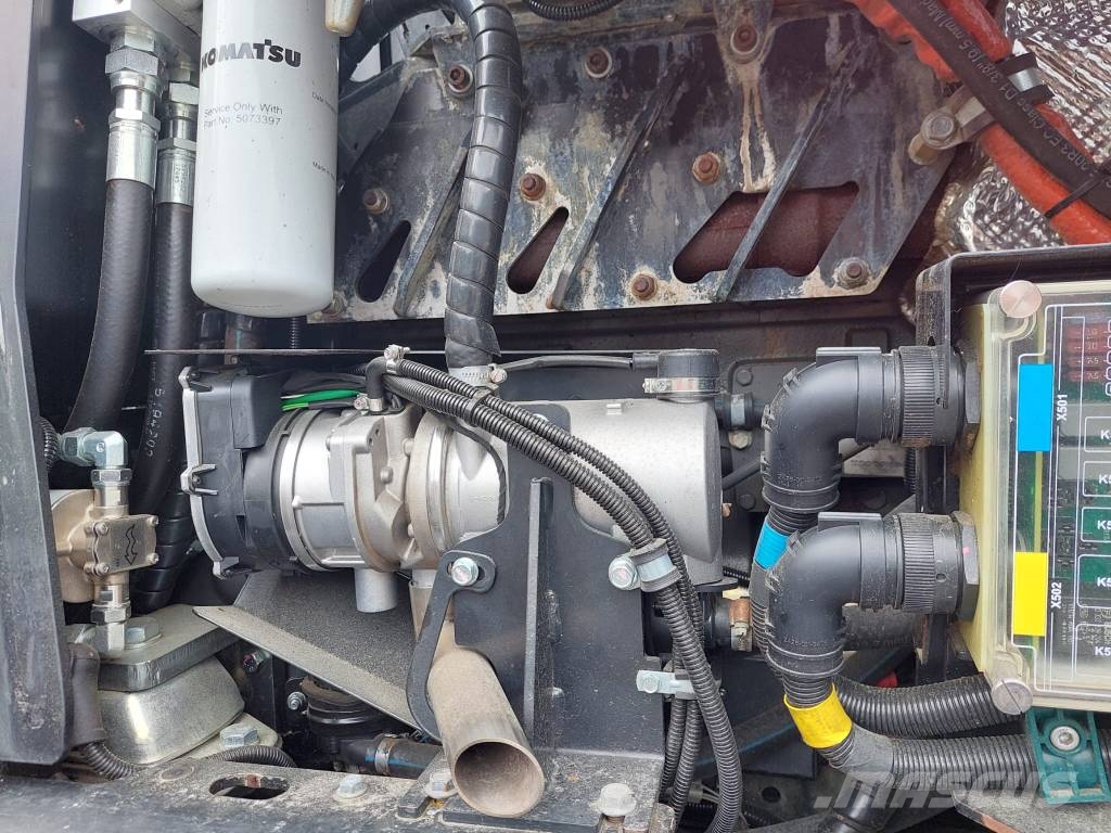 Komatsu 931.2 Θεριζοαλωνιστικές μηχανές