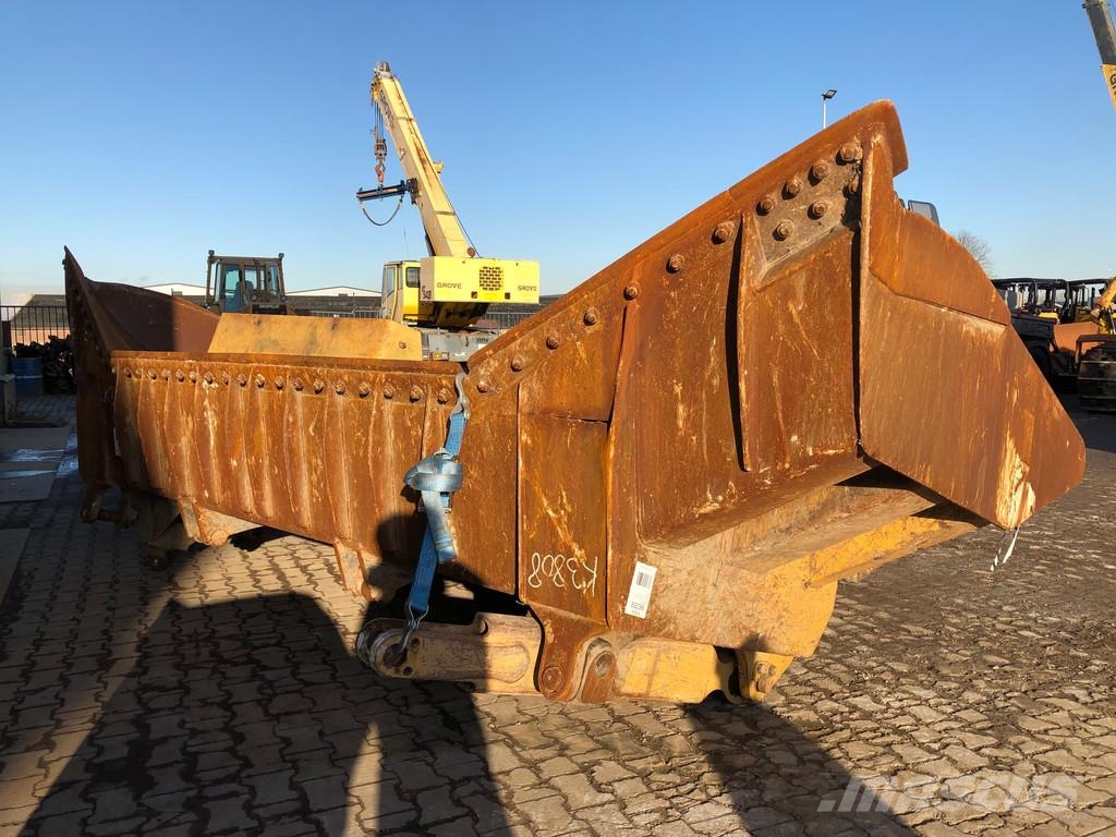 CAT D9U Blade 推铲