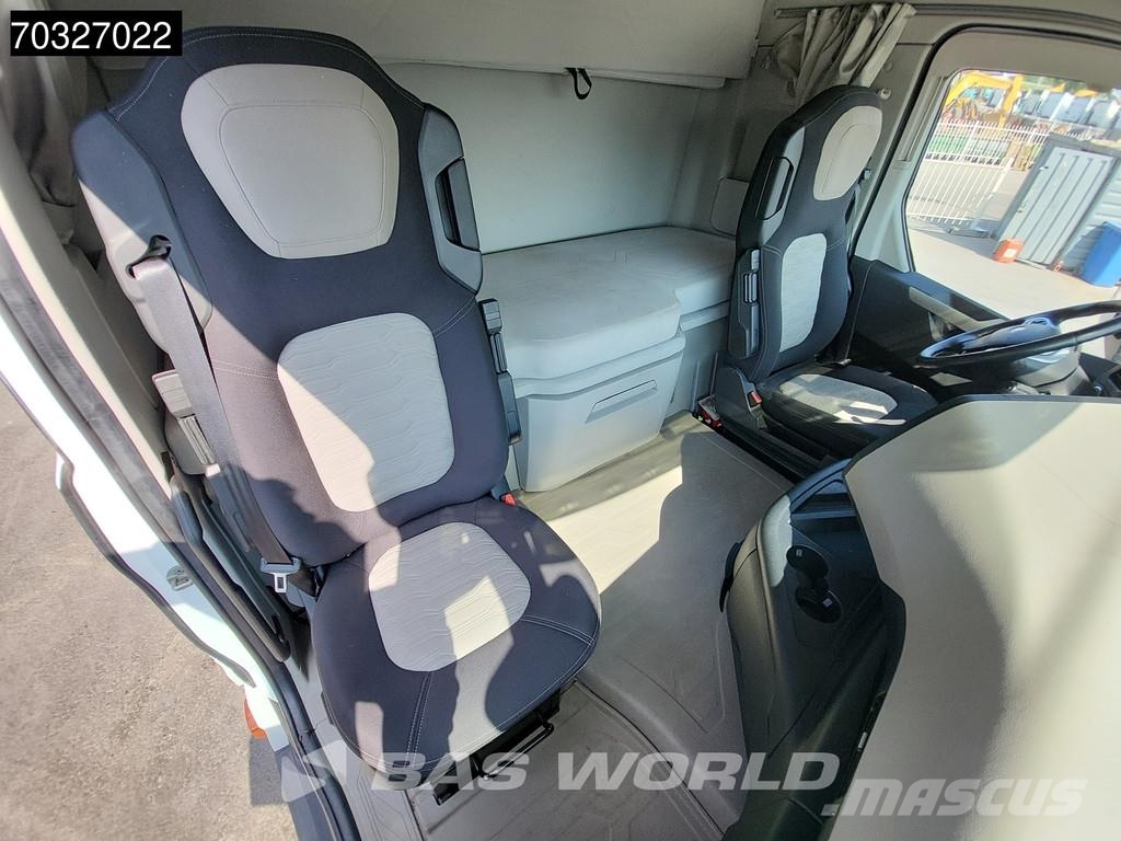 Ford F-Max 500 F-Max 4X2 Low Mileage! 2xTanks Navi ACC Dragbilar
