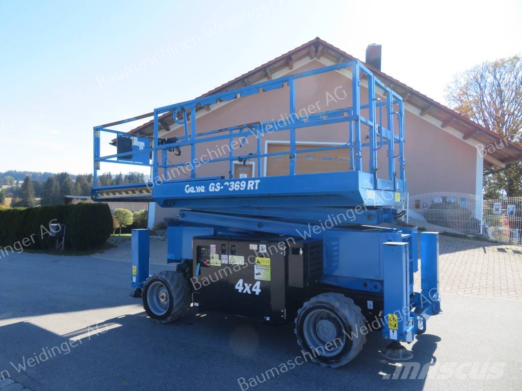 Genie GS 3369 RT Škarjaste dvižne ploščadi