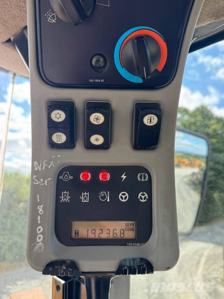 CAT 966 H Gumikerekes homlokrakodók