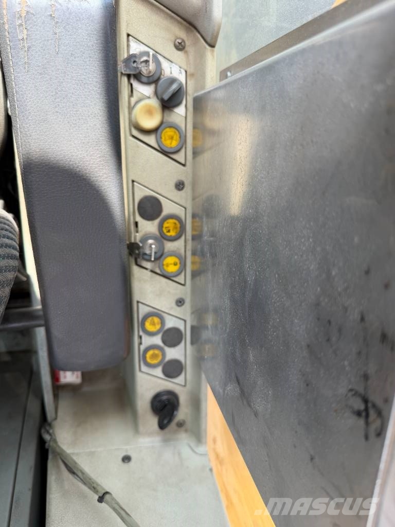 Liebherr A 934 B HD Equipos de clasificación de desechos