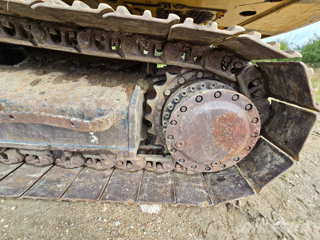 CAT 320 N Trimble GPS حفارات زحافة