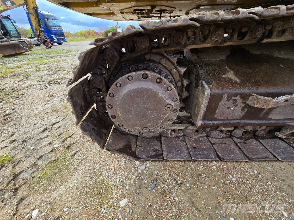 CAT 320 N Trimble GPS حفارات زحافة