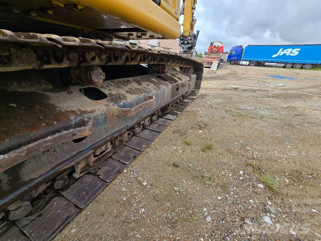 CAT 320 N Trimble GPS حفارات زحافة
