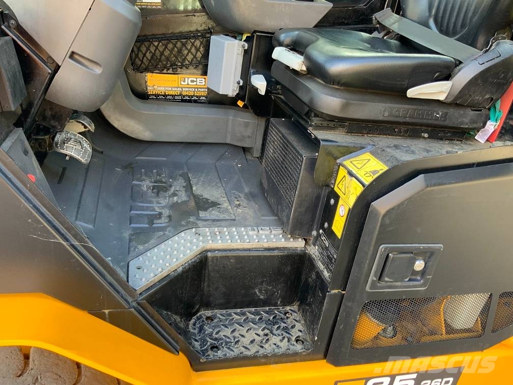 JCB TLT35-26D 4WD Teleskoplader