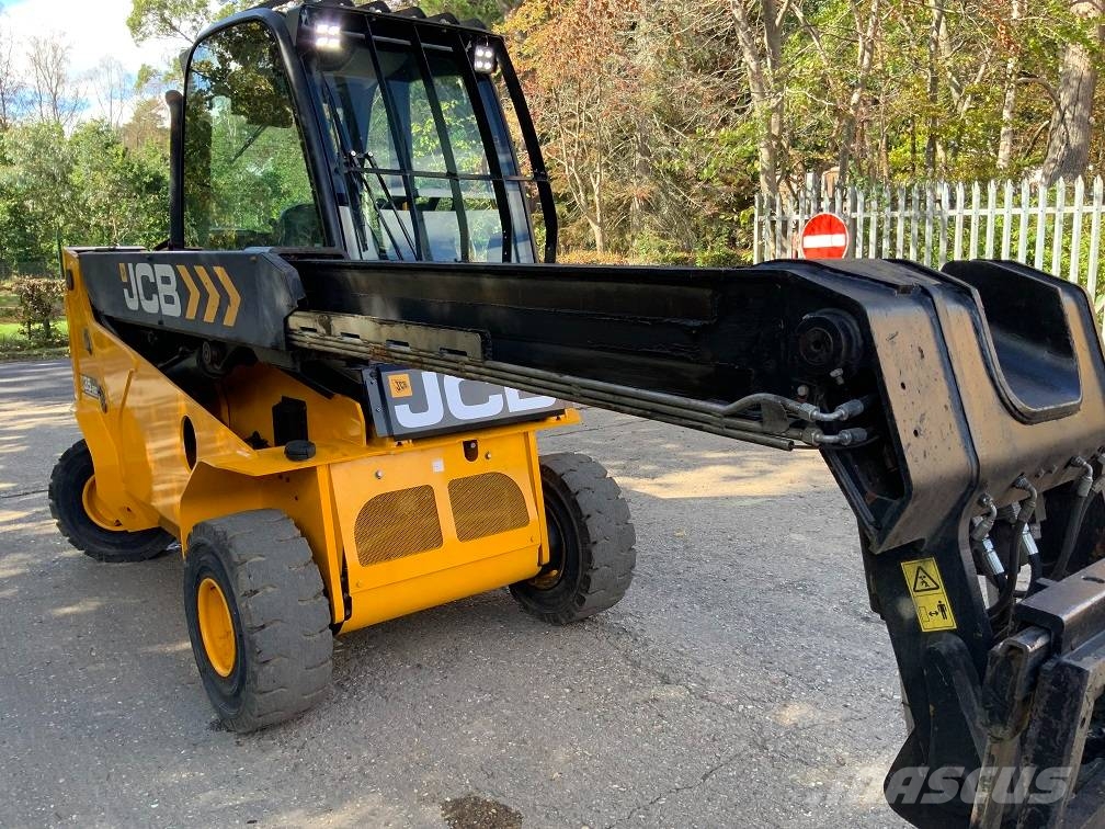 JCB TLT35-26D 4WD Teleskoplader
