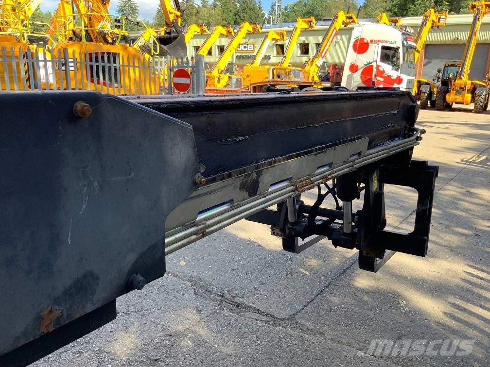 JCB TLT35-26D 4WD Teleskoplader