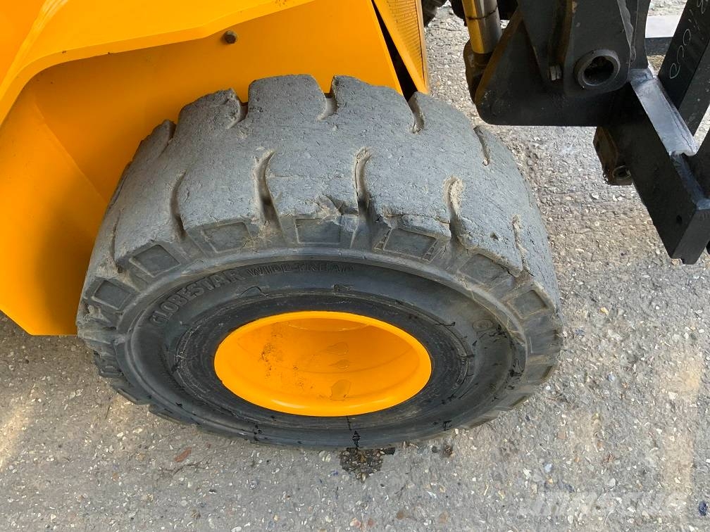 JCB TLT35-26D 4WD Teleskoplader