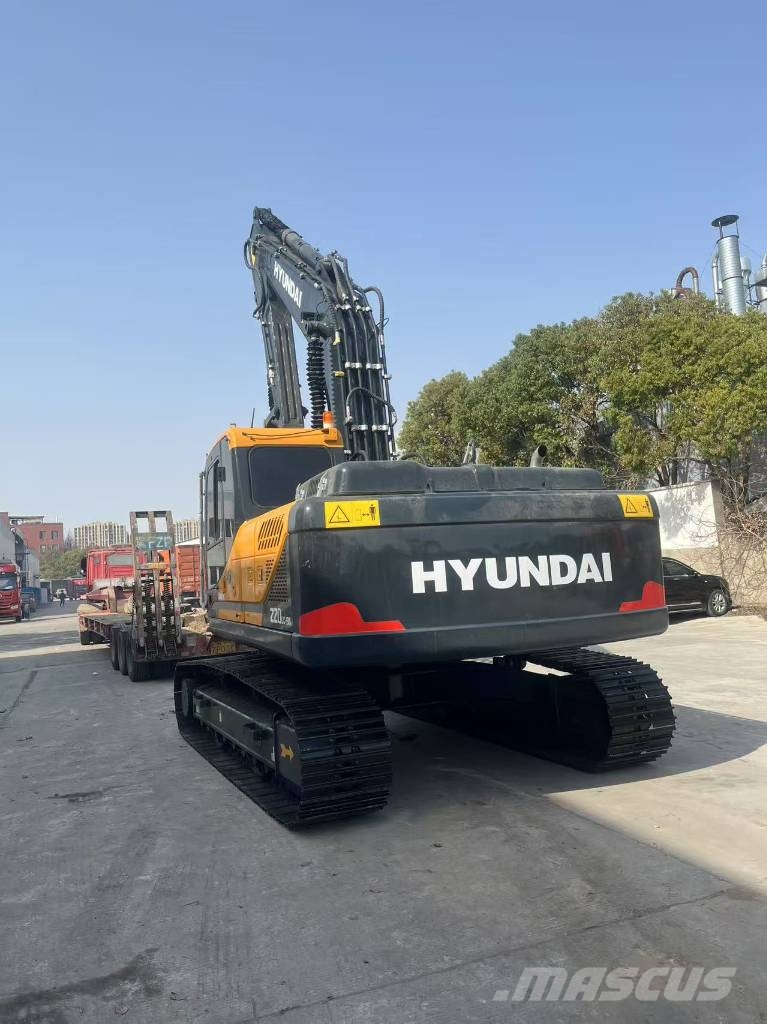 Hyundai 220 HD Bagri goseničarji
