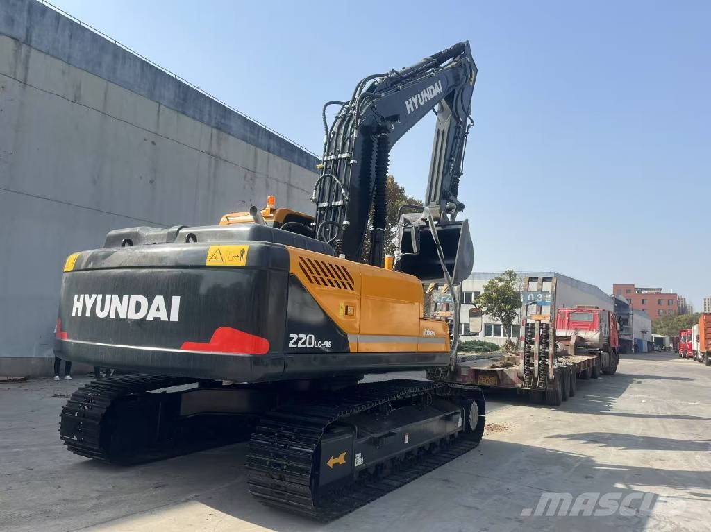 Hyundai 220 HD Bagri goseničarji