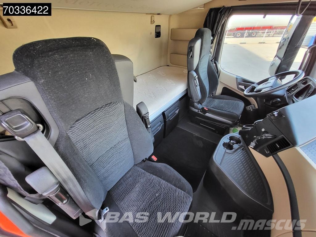 Mercedes-Benz Actros 1851 4X2 BigSpace Mega APK 03-2027 2x Tanks Sadulveokid