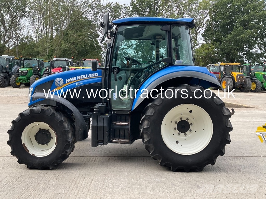 New Holland T5.75 트랙터