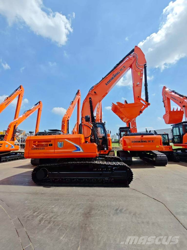 Lonking CDM 6225 Közepes (midi) kotrók 7 t - 12 t