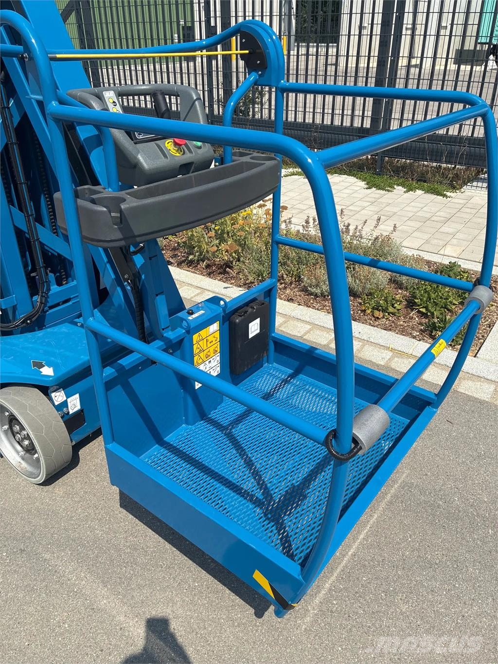 JLG Toucan 10E-L Knikarmhoogwerkers
